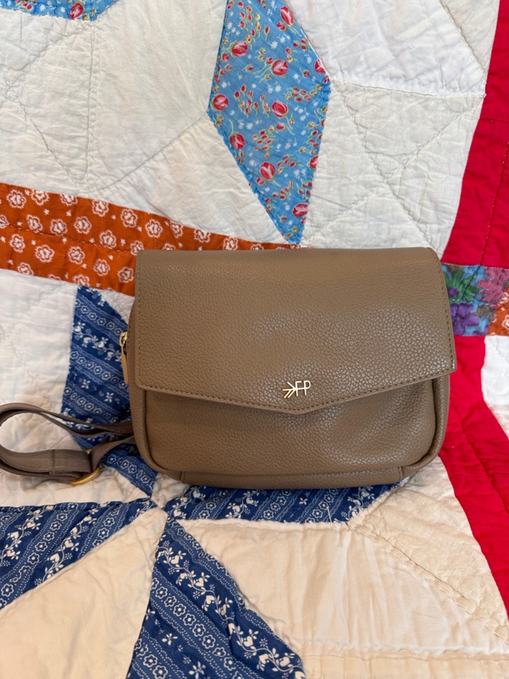 Freshly Picked Classic Fanny Pack Crossbody Bag Taupe Pebbled Leather